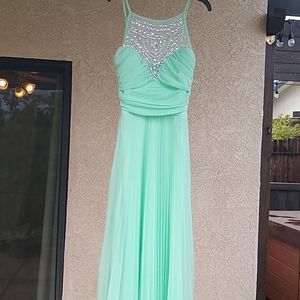 B. Darlin size 5/6 seafoam green prom dress